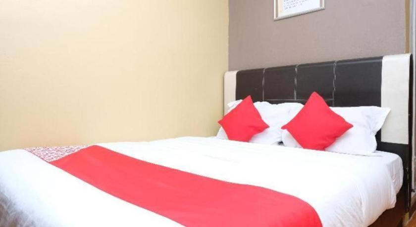 Oyo 44123 Hotel Al-Saif Kuala Kerai Экстерьер фото