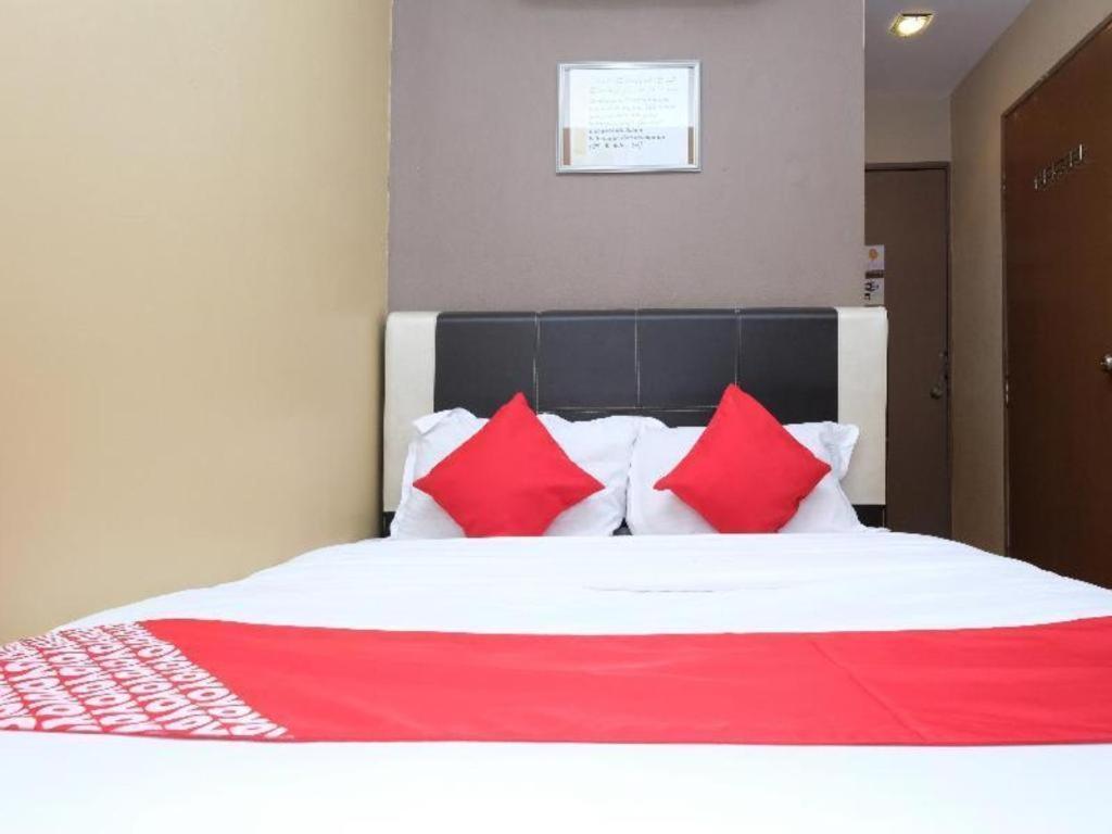 Oyo 44123 Hotel Al-Saif Kuala Kerai Экстерьер фото