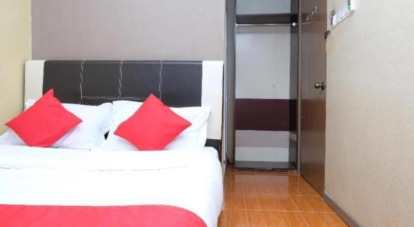 Oyo 44123 Hotel Al-Saif Kuala Kerai Экстерьер фото